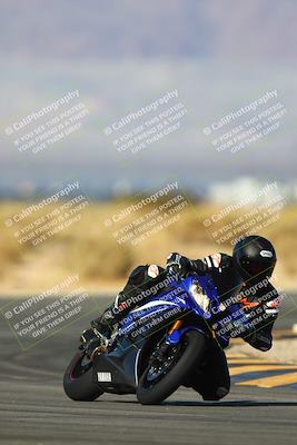 media/Jan-13-2024-SoCal Trackdays (Sat) [[9c032fe5aa]]/Turn 16 Set 2 (1120am)/